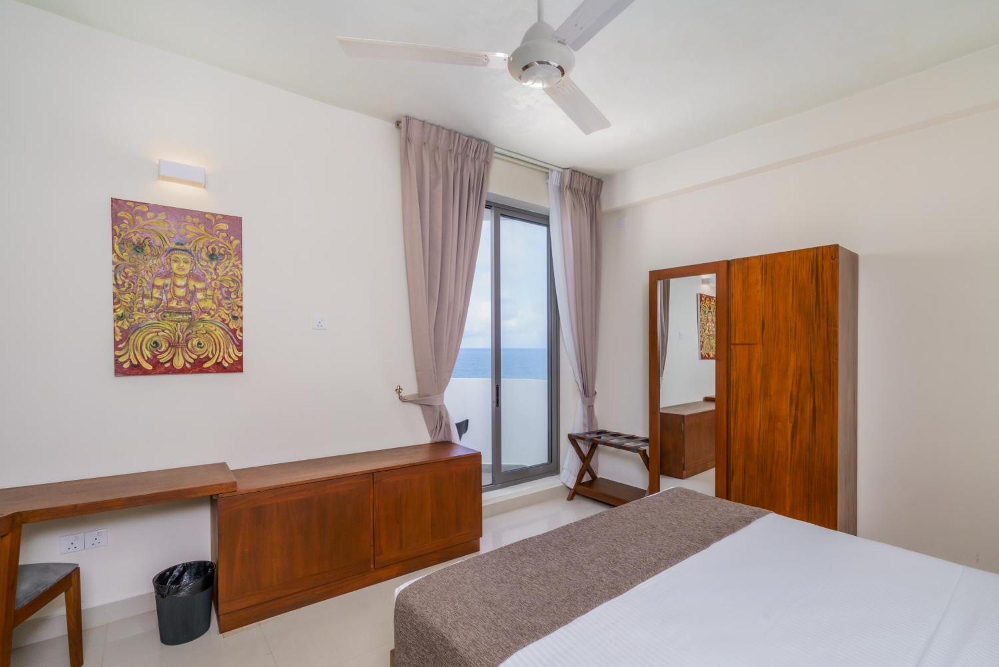 Marine Suites コロンボ エクステリア 写真