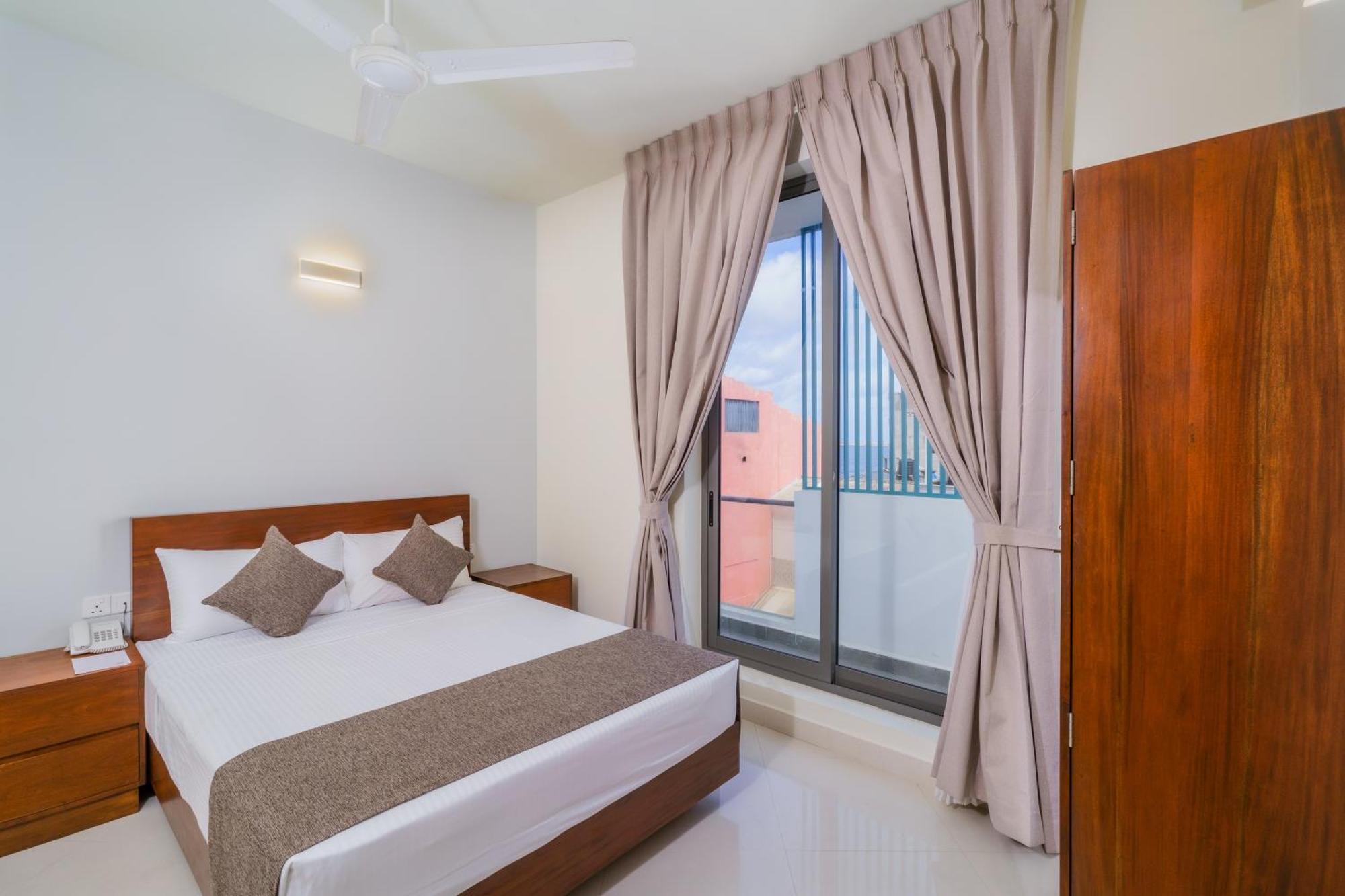 Marine Suites コロンボ エクステリア 写真